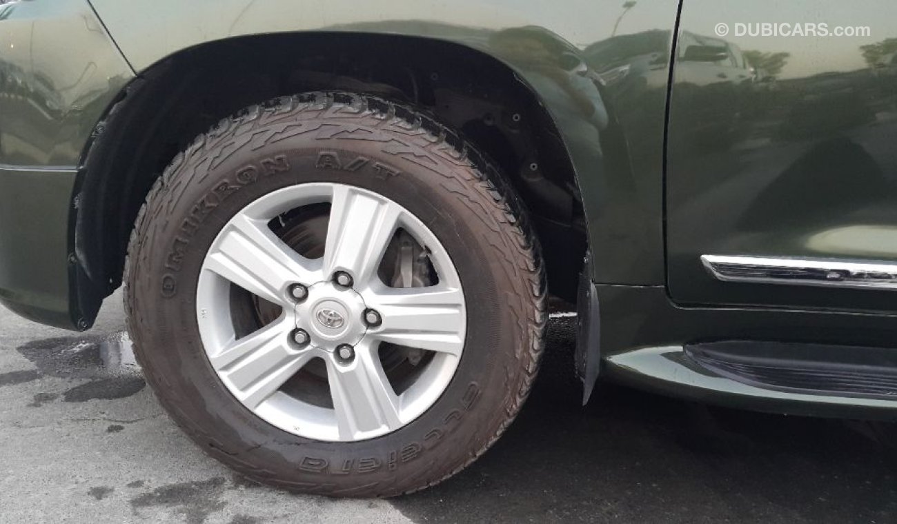 Toyota Land Cruiser Full option shape modified 2020 with new tyre & Rim