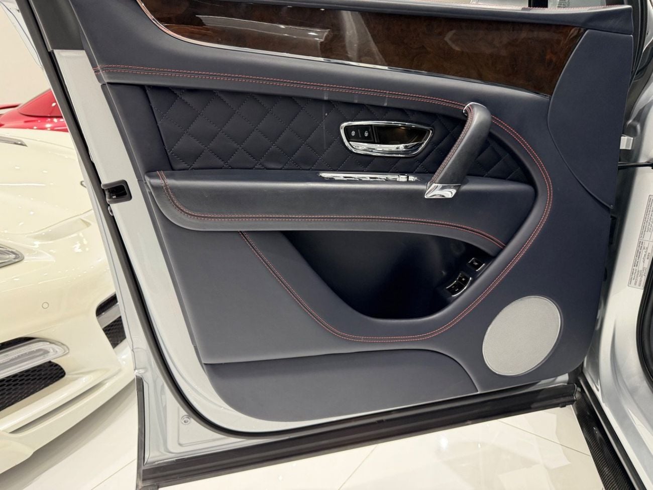 Bentley Bentayga FIRST EDITION