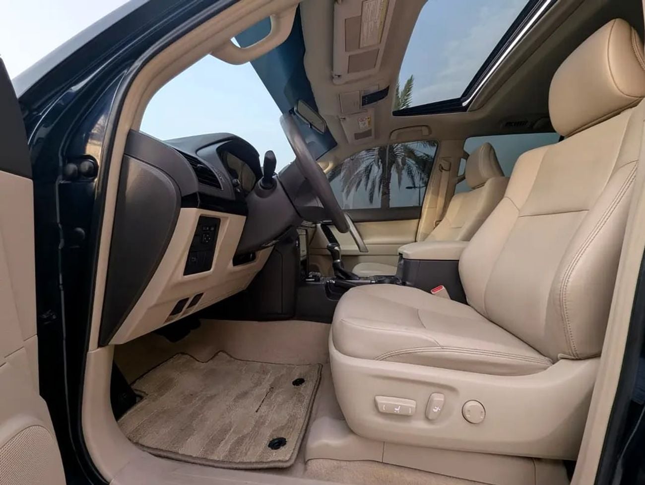 تويوتا برادو GXR 2022 | GCC Specs | Full Option V6 Interior and Exterior Excellent Condition
