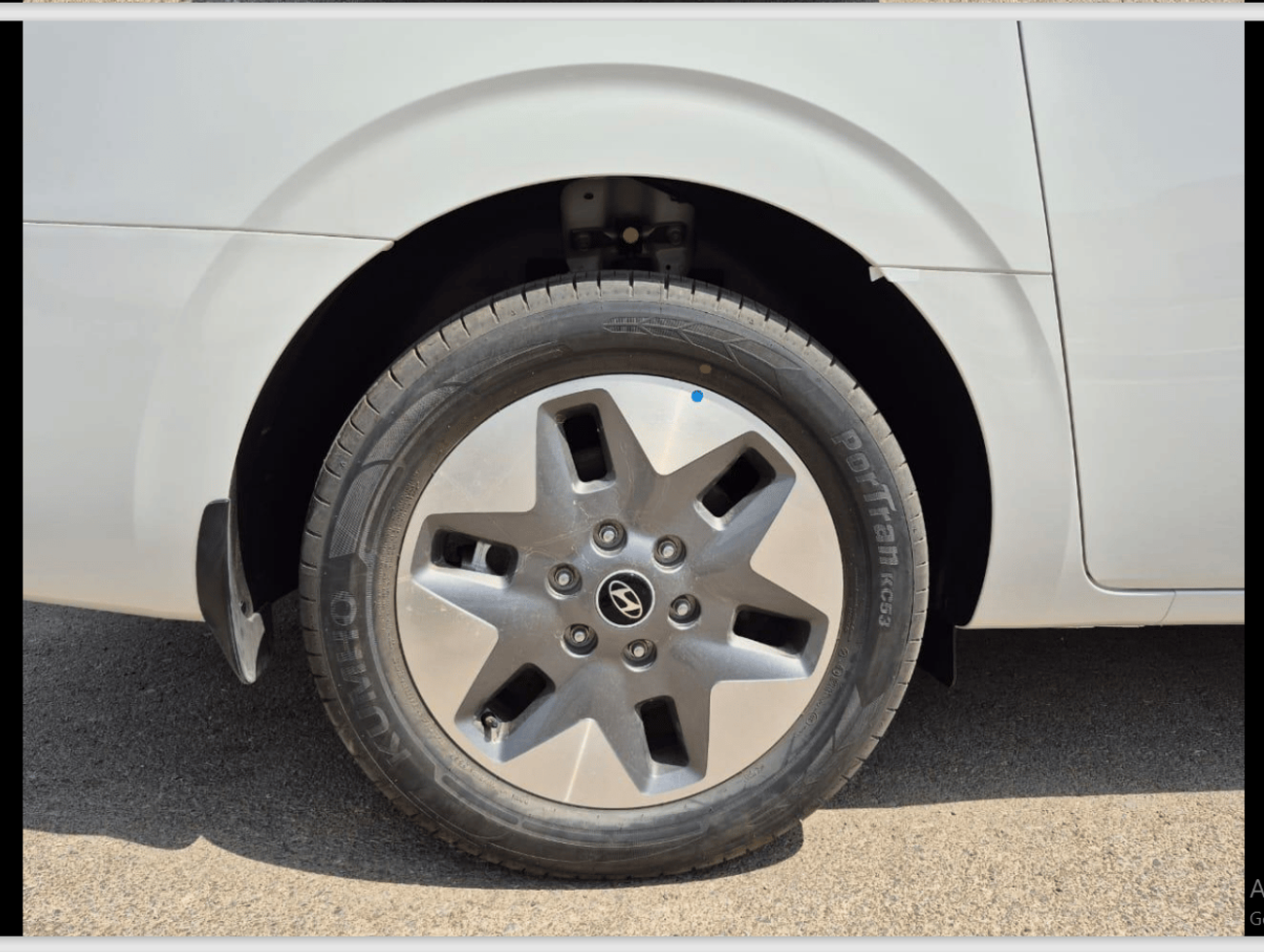 Hyundai Staria Hyundai Staria 3.5L 11-Seater (D) Petrol