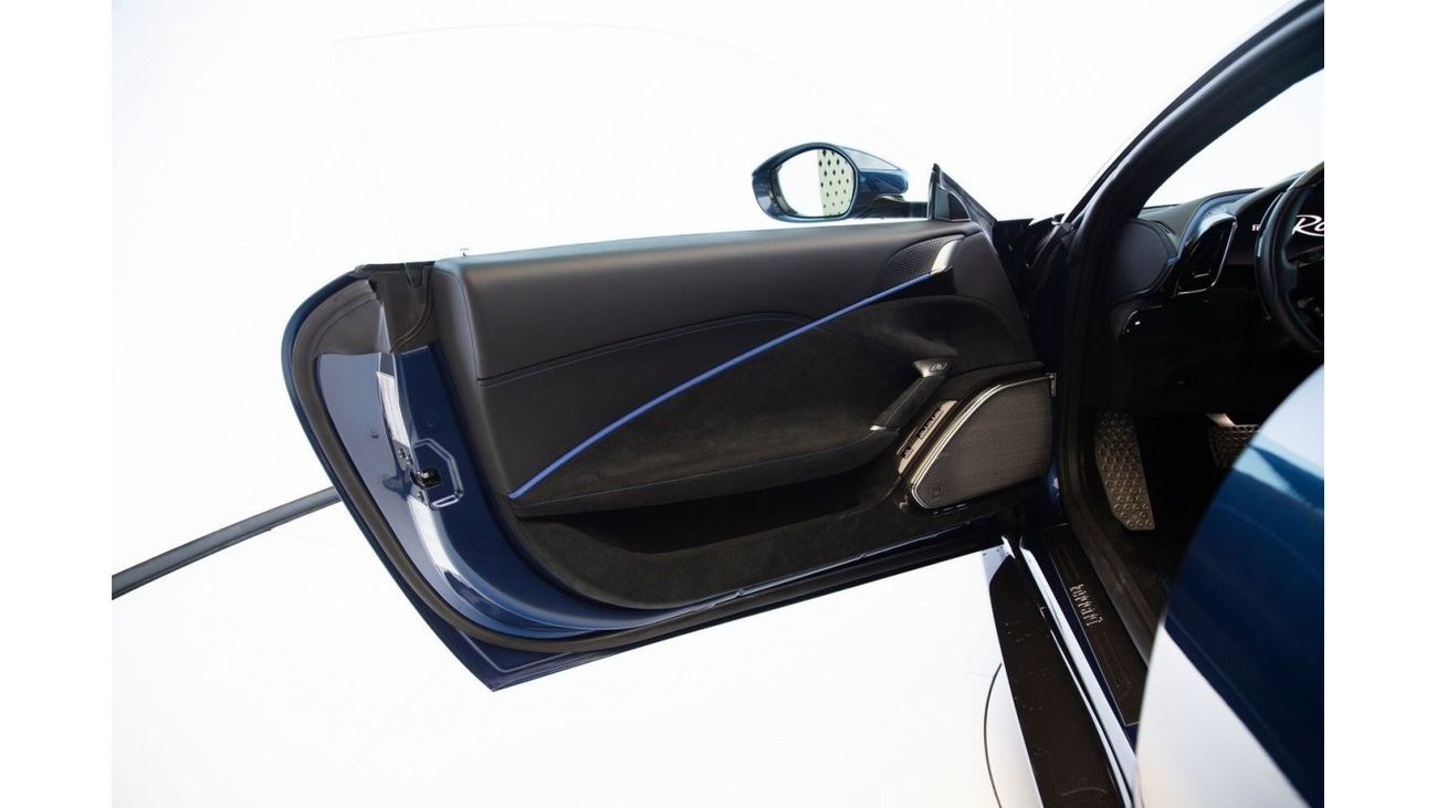 فيراري روما Std