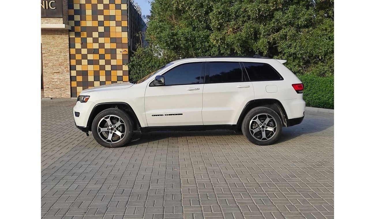 جيب جراند شيروكي exclusive 3.6L