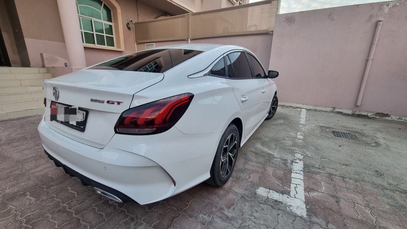 MG GT