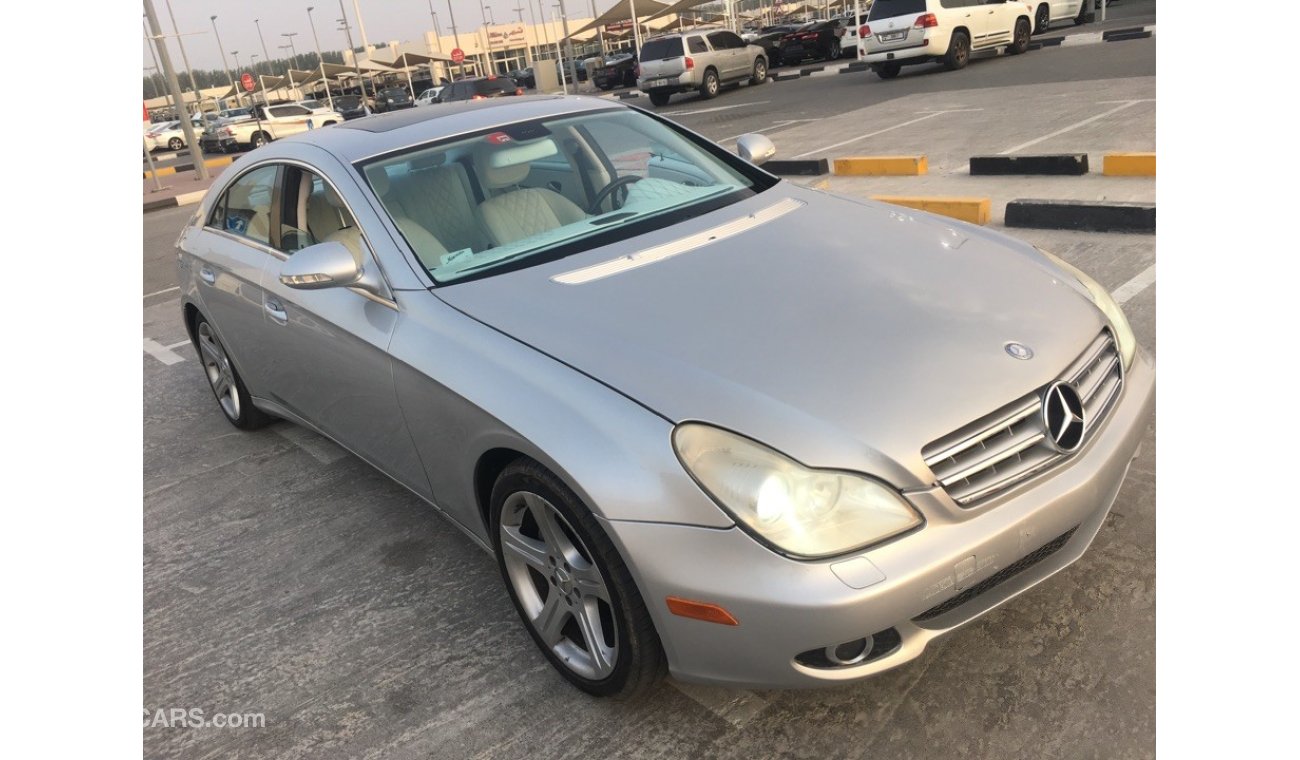 مرسيدس بنز CLS 550 مرسيدس CLs55 وارد يابان نظيفه جداااا بدون حوادث ضمان