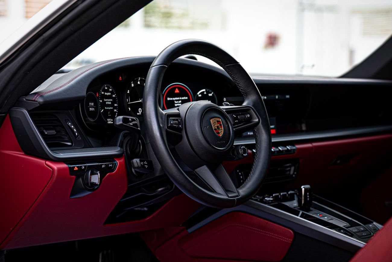 Porsche 911 Carrera 4S 3.0L (380 HP) Coupe Carrera 4S 3.0L (450 HP) Coupe