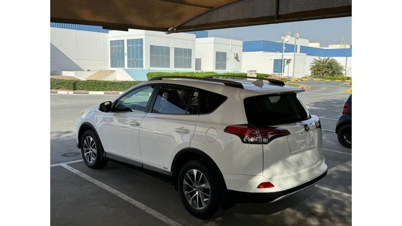 Toyota RAV4 2018 XLE HEV HYBRID ENGINE AWD USA IMPORTED