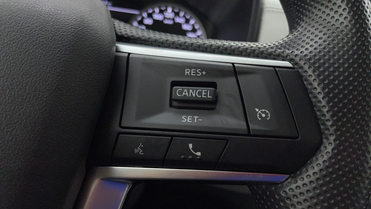 Mitsubishi Outlander MIDLINE WITH SUNROOF 2.5 | Zero Down Payment | Home Test Drive