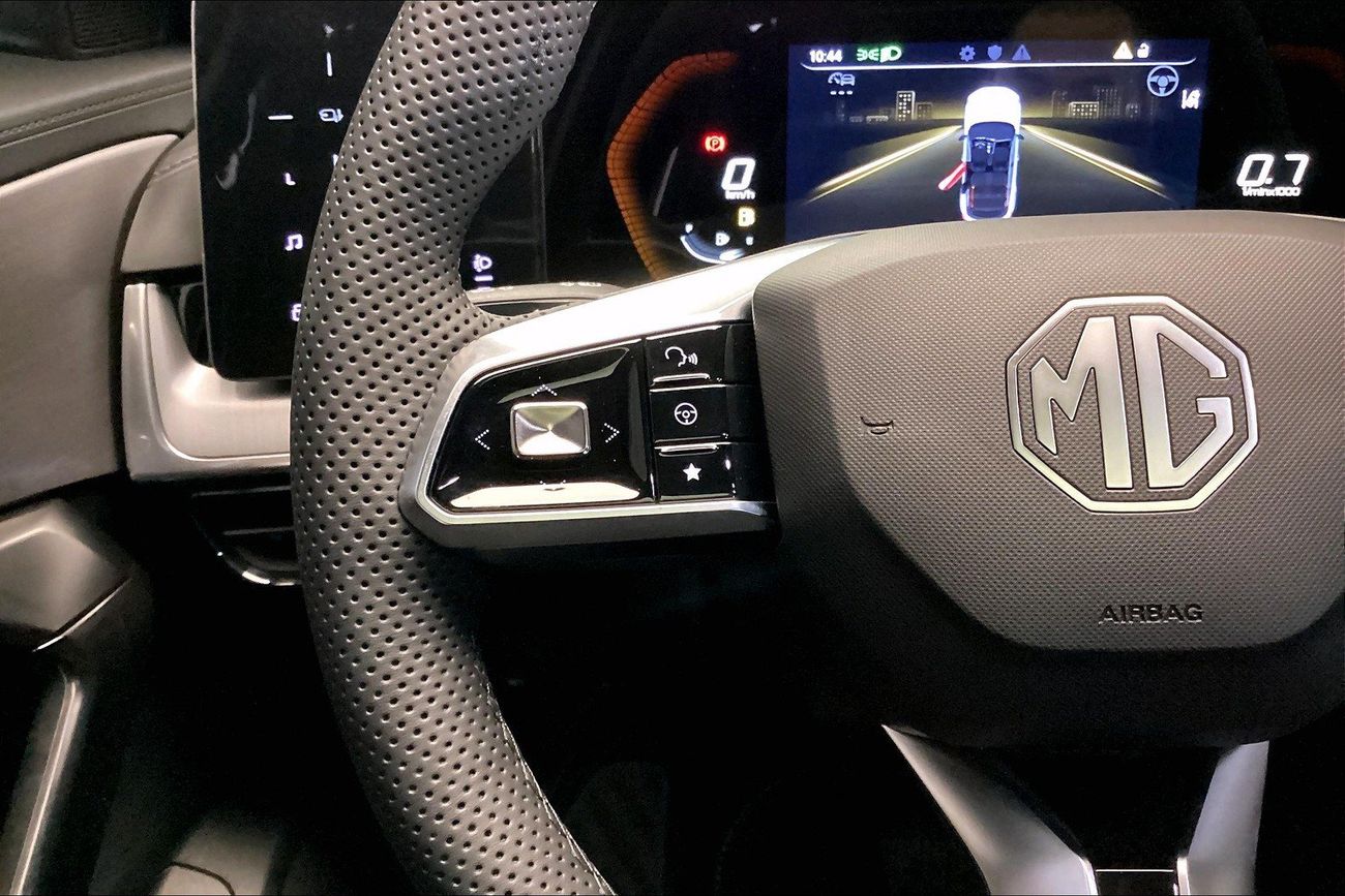 أم جي وان Luxury | شامل الضمان | 0 ﺪﻔﻋﺓ ﺃﻮﻟﻯ