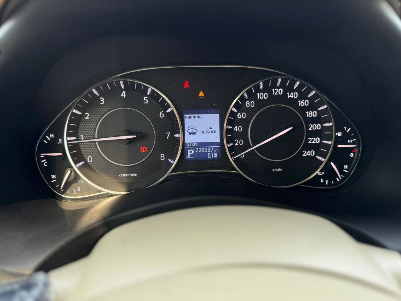 نيسان باترول NISSAN PATROL SE 2014 GCC GRAY COLOR