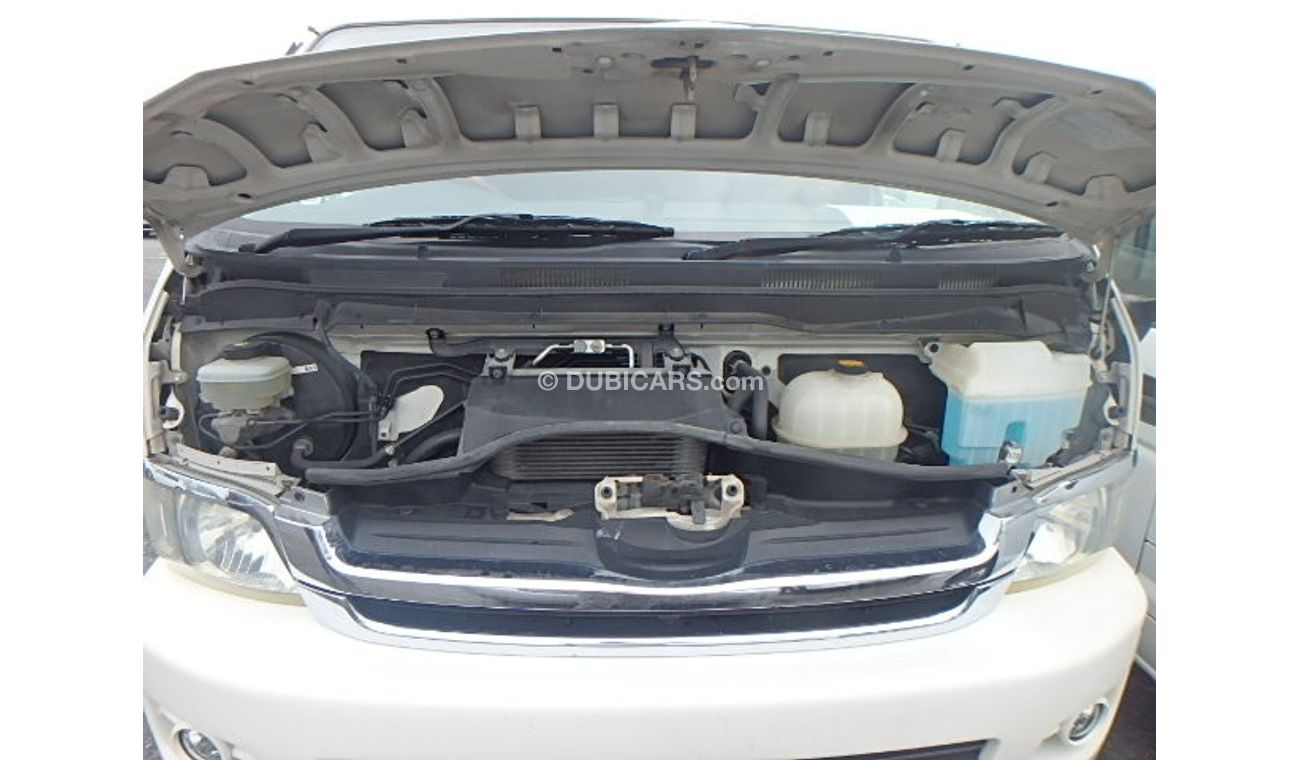 Toyota Hiace 2009