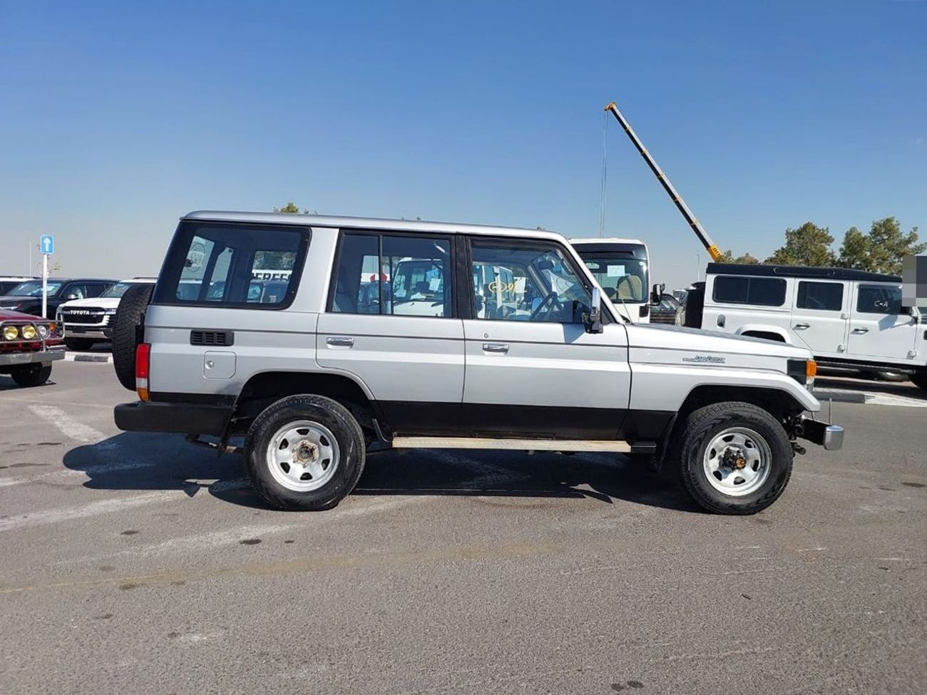 تويوتا لاند كروزر TOYOTA LAND CRUISER SUV RHD 1993 MODEL 3.4 L DIESEL MANUAL(PM04647)
