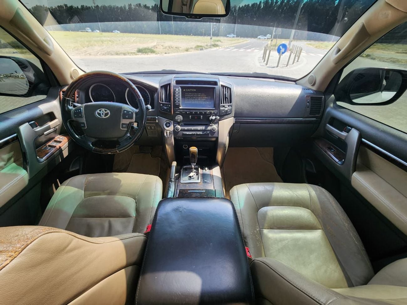 Toyota Land Cruiser VXR V8