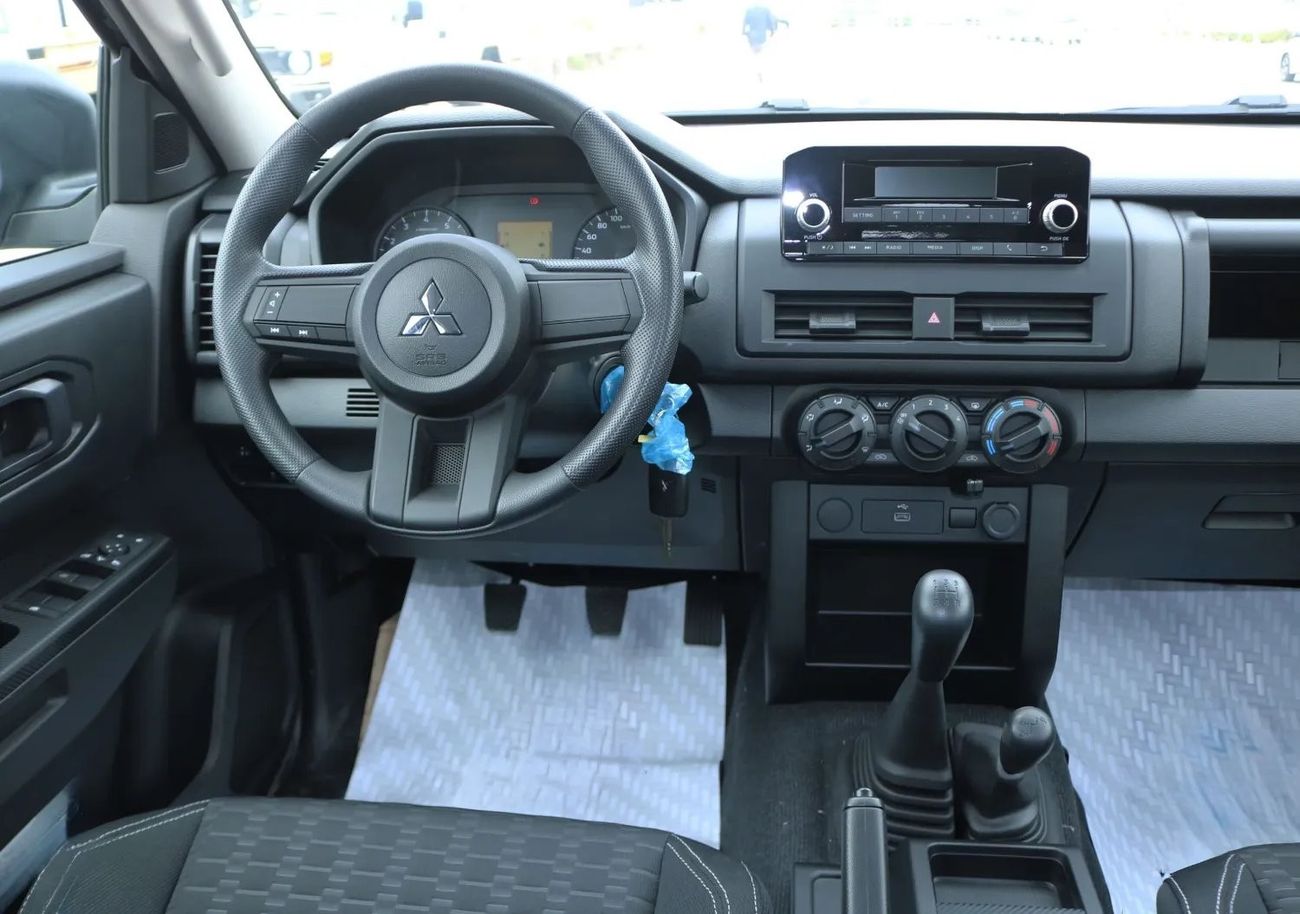 ميتسوبيشي L200 Triton GLX 4WD 2.4L Petrol MT High Line