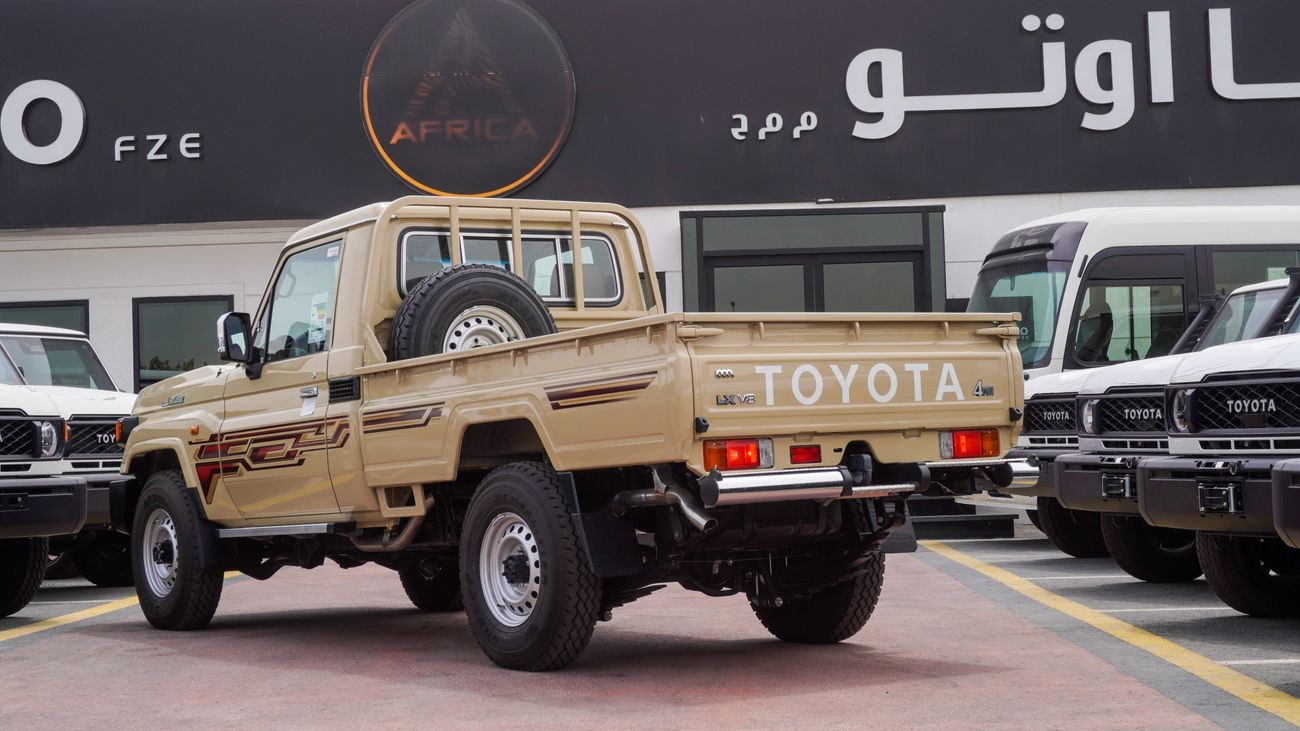تويوتا لاند كروزر بيك آب LX 4.5 L d V8