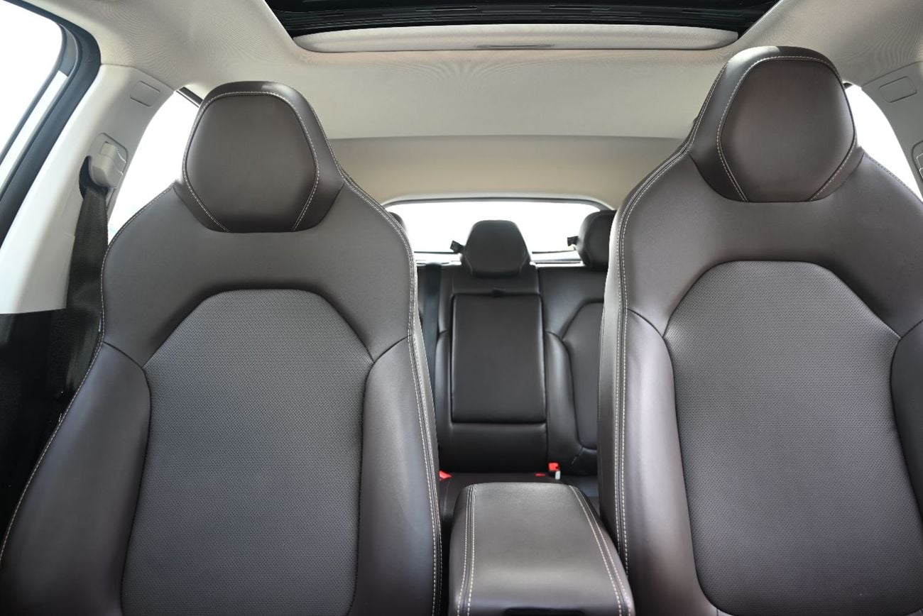 جاك J7 HOT DEALS - 0% DP - JAC J7 LUXURY 2023 - LOW MILEAGE - FIRST OWNER - MINT CONDITION