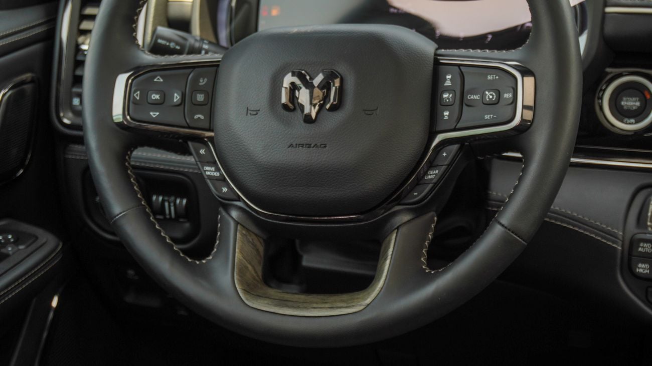 رام 1500 Limited 3.0L