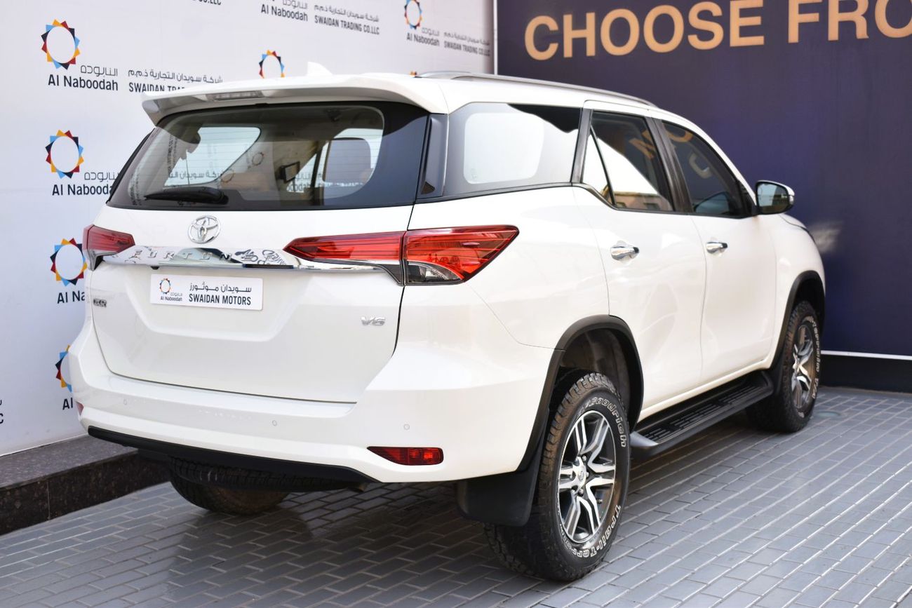 Toyota Fortuner GXR 4.0L (278 HP)