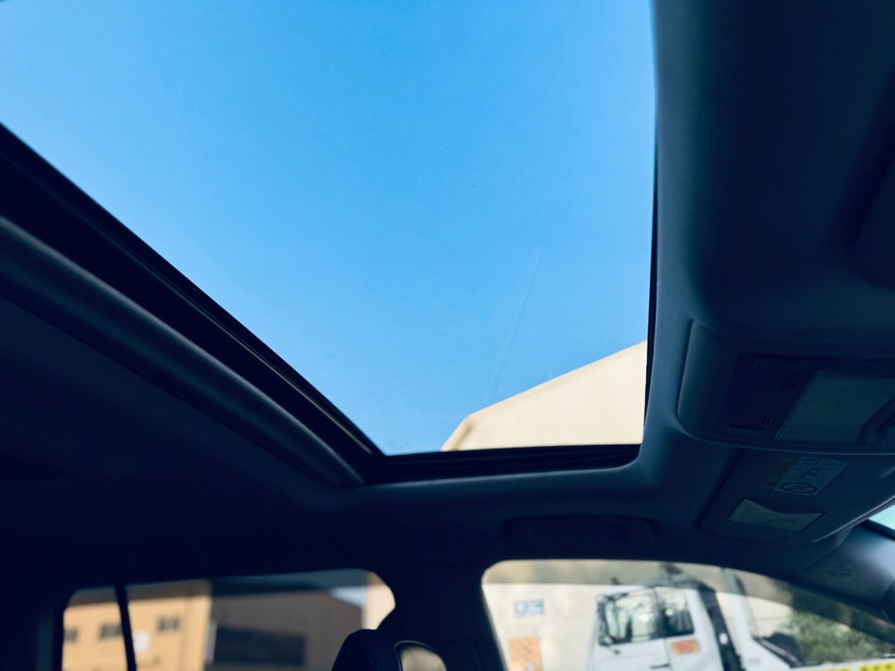 تويوتا لاند كروزر Toyota Land Cruiser Sahara upgrade to 2024 RHD diesel