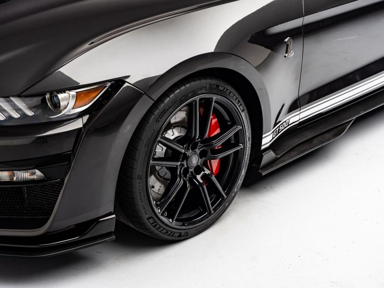 فورد موستانج 2022 Ford Shelby GT500, 5.2 SC V8, RWD, 760bhp, 7 Speed Dual Clutch Automatic