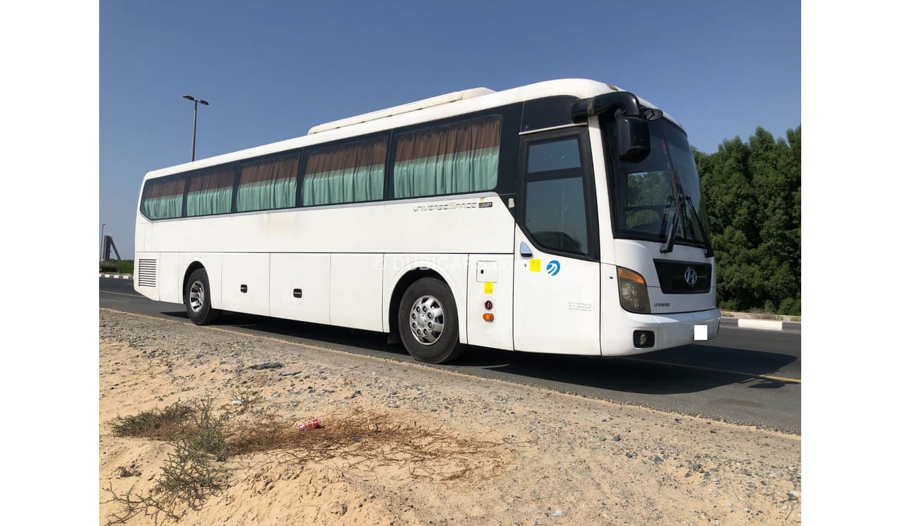 هيونداي ايرو LUXURY BUS UNIVERSR