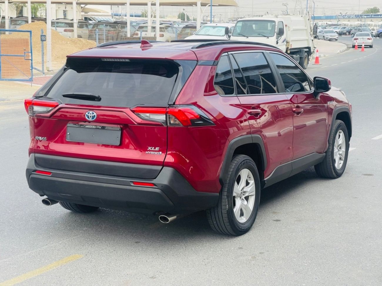 تويوتا راف ٤ Xle hybrid full option