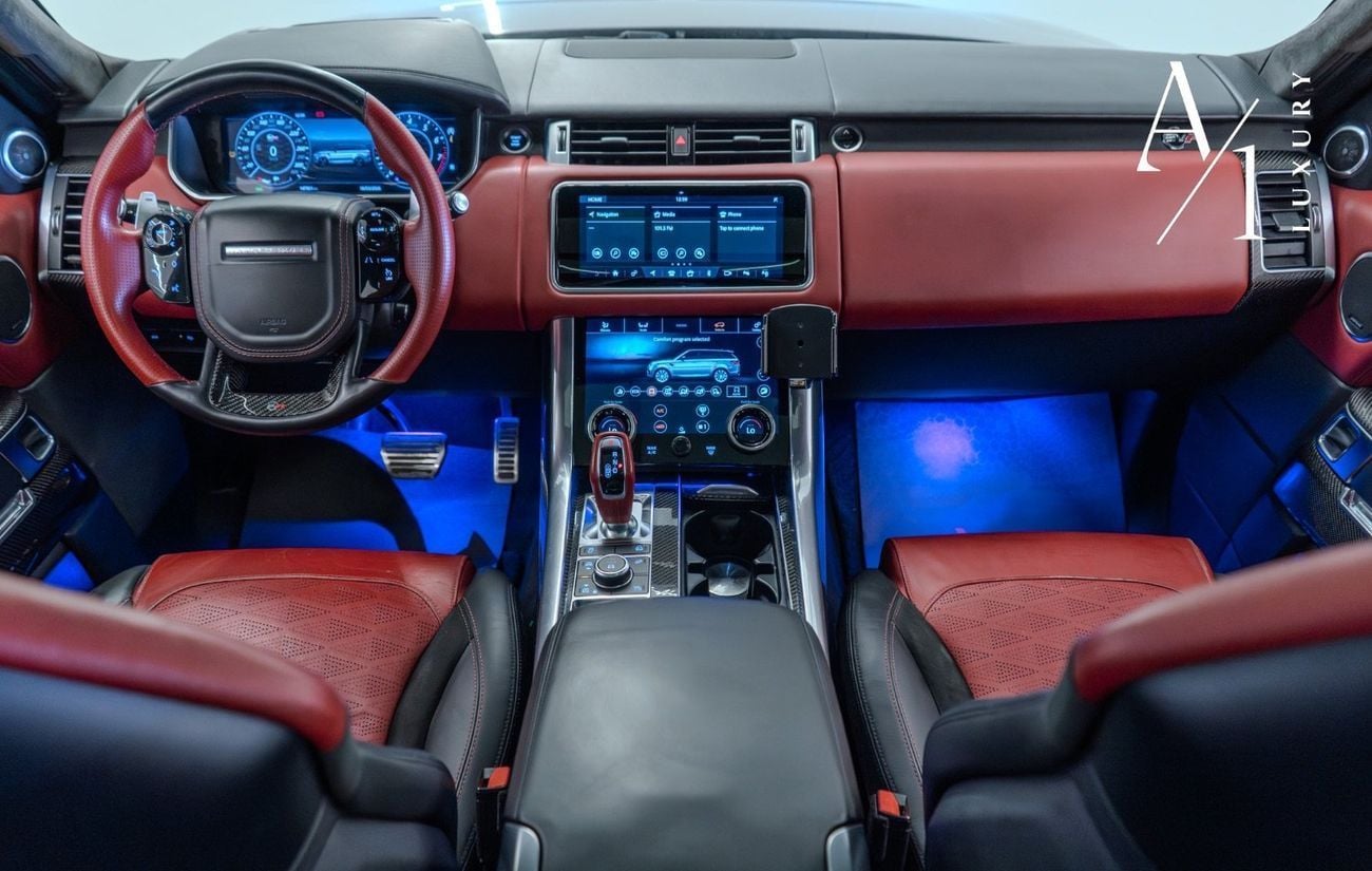 لاند روفر رينج روفر سبورت 2019 Range Rover SVR, Fully Loaded, Excellent Condition, Carbon Fibre Package, GCC