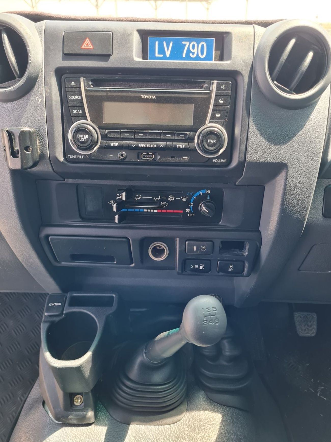 Toyota Land Cruiser 70 3 Doors