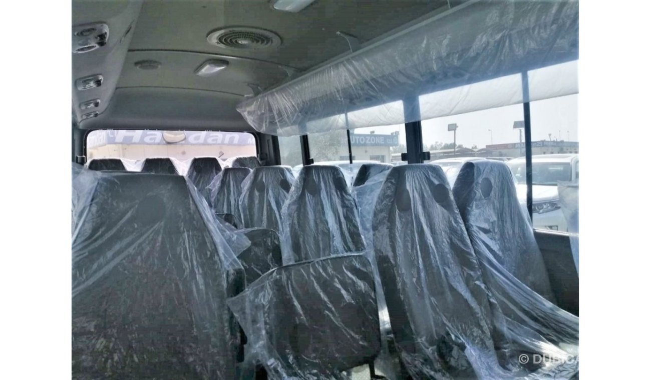 Hyundai County 29 seats