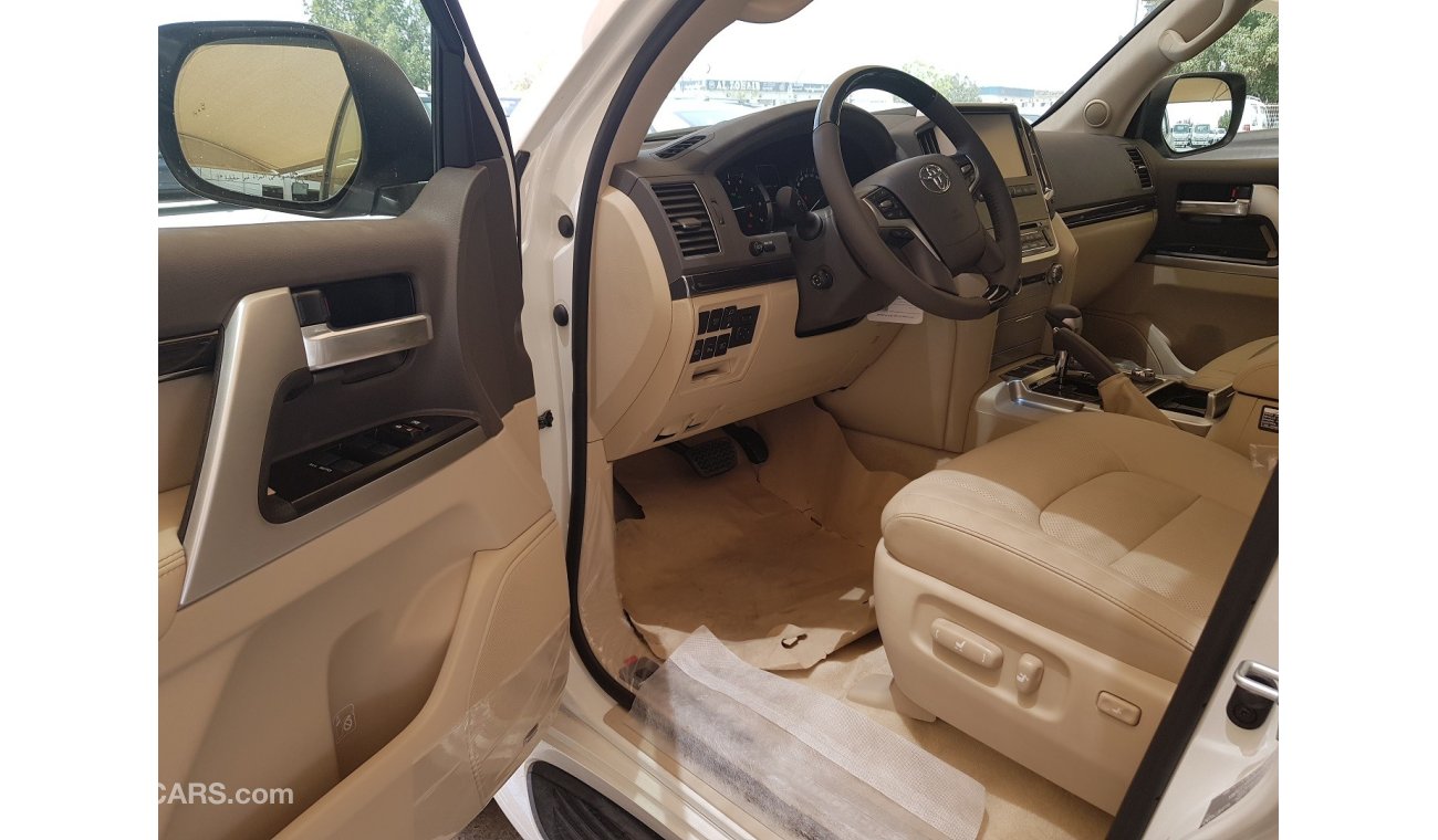 Toyota Land Cruiser 5.7 VXS V8 A/T