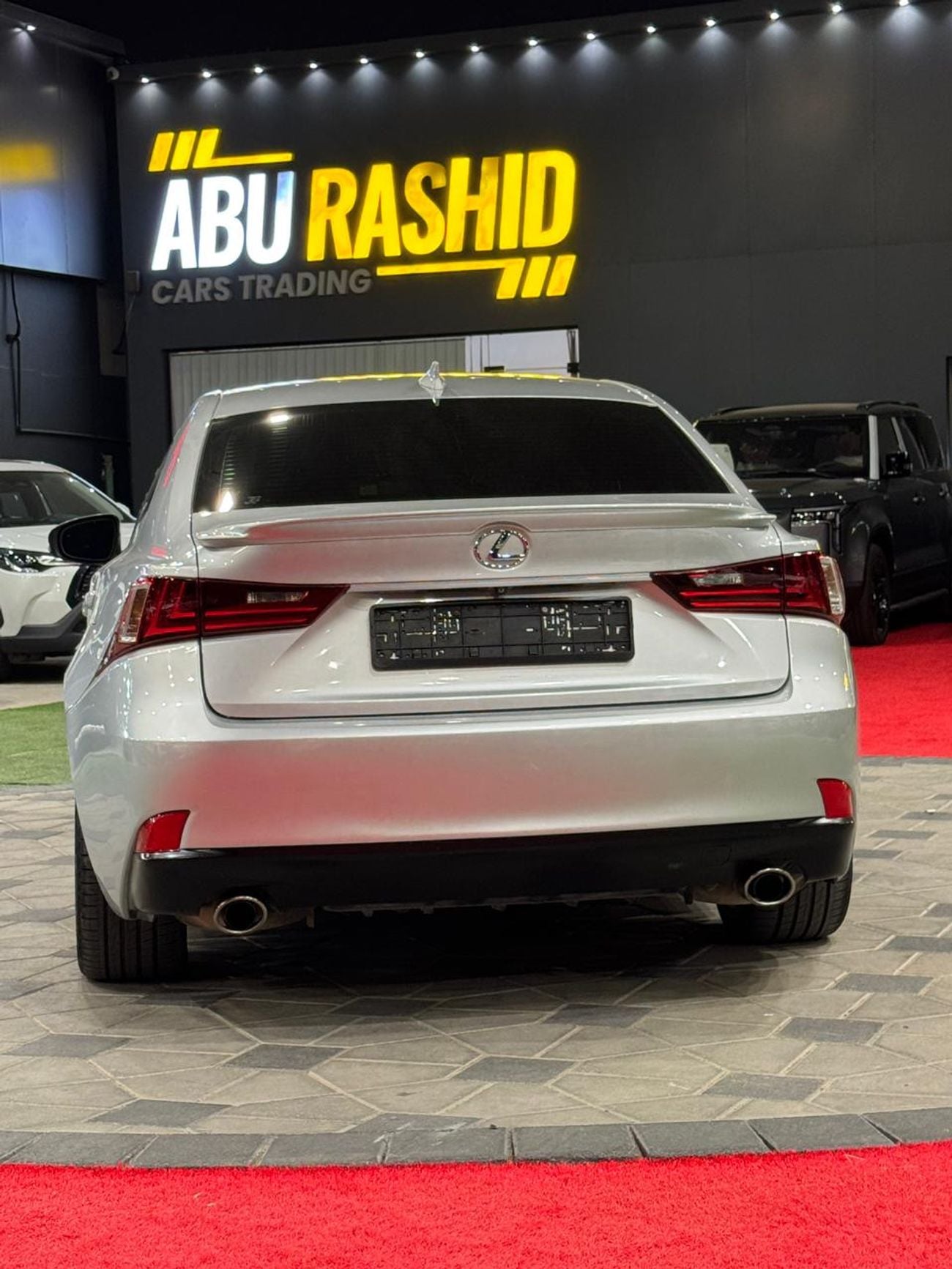 لكزس IS 250 F Sport 2.5L
