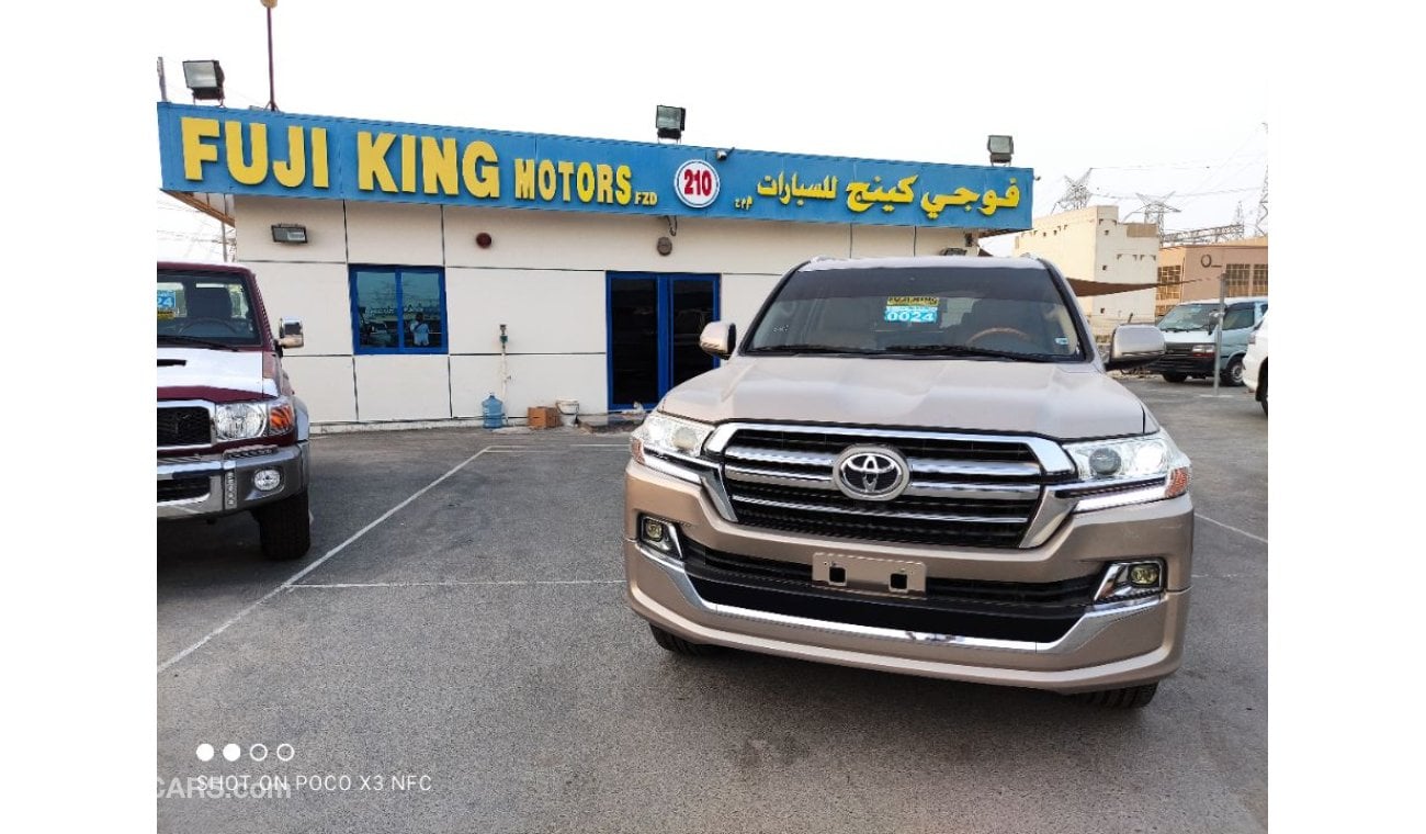 Toyota Land Cruiser V6 Golden Full option Modified 2021