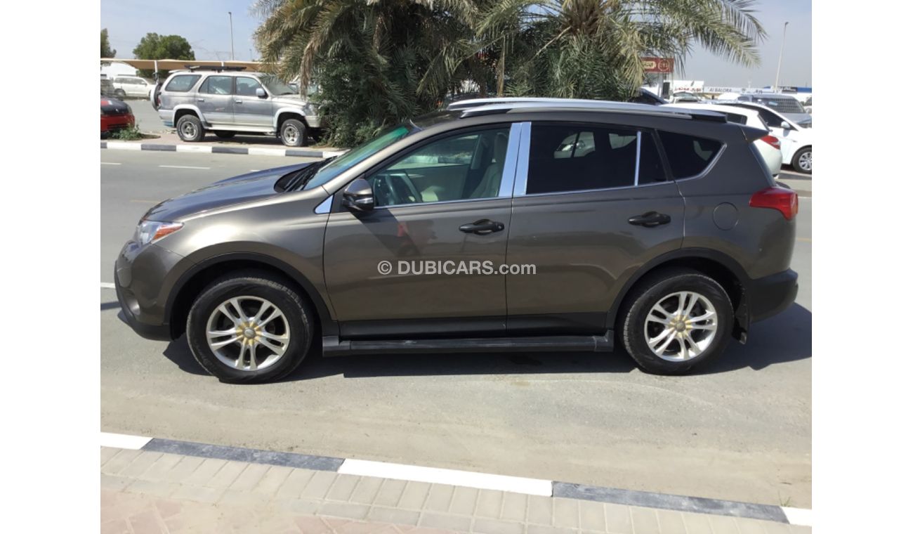 Toyota RAV4 TOYOTA RAV4 COLOUR BROWN 2013