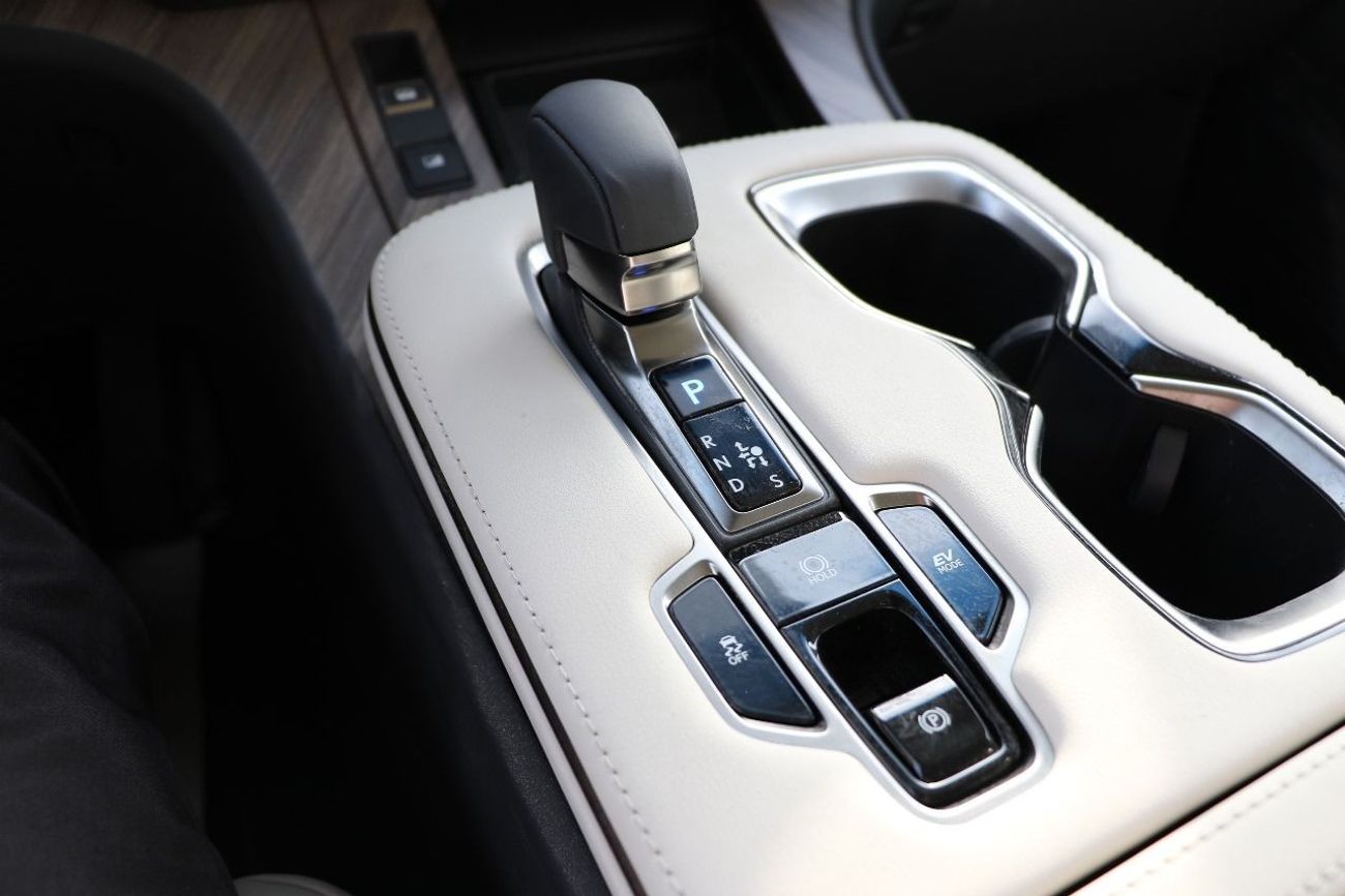 Lexus LM 350h 2024 LEXUS LM350h 4 seater VIP