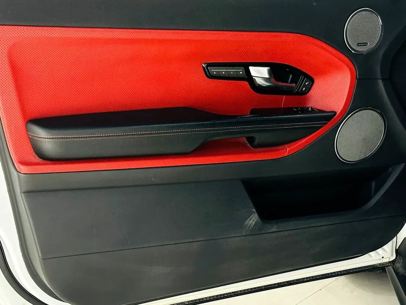 Land Rover Range Rover Evoque HSE Dynamic 2.0L (3 Door)