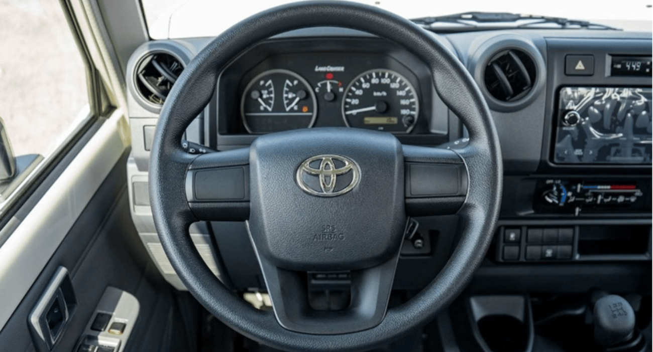 Toyota Land Cruiser 70 ECTGEN001 - 2025 TLC78 3 Door Hardtop - 4.2L Diesel Manual 6 Cylinders - Hub Lock - White