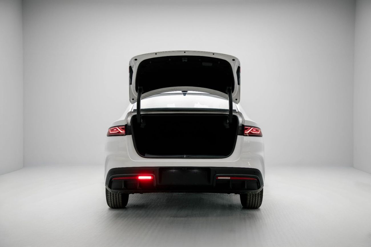 بي واي دي كين ال دي ام-اي Leading Version 1.5L - White Inside Grey | Export Only