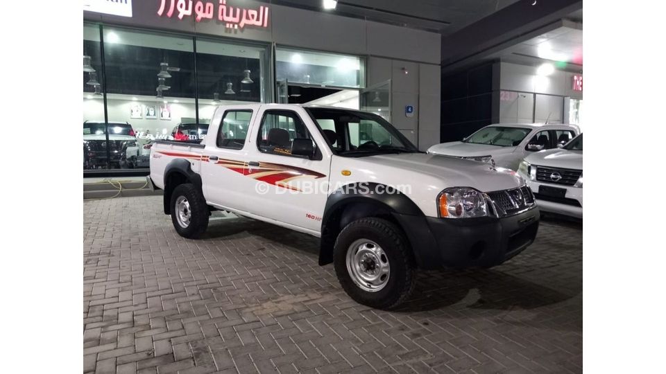 Used Nissan Pickup 2015 for sale in Abu Dhabi 656435