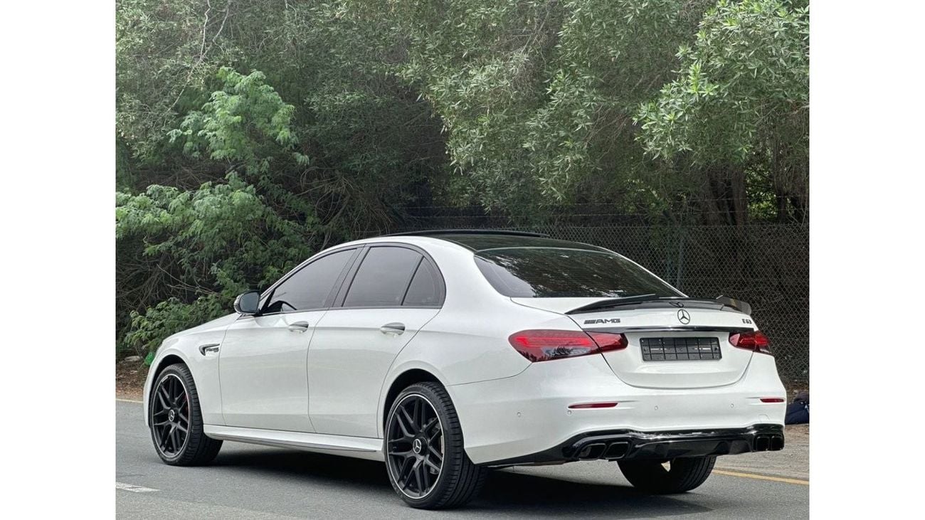 Mercedes-Benz E300 AMG MERCEDS E300 KIT 63