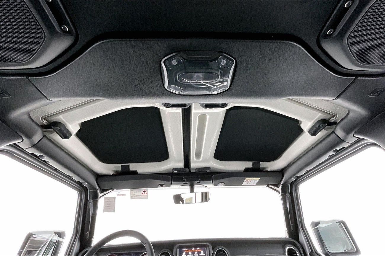 Mercedes-Benz CLS 350 Premium+ (AMG Package) | 1 year free warranty | 0 Down Payment