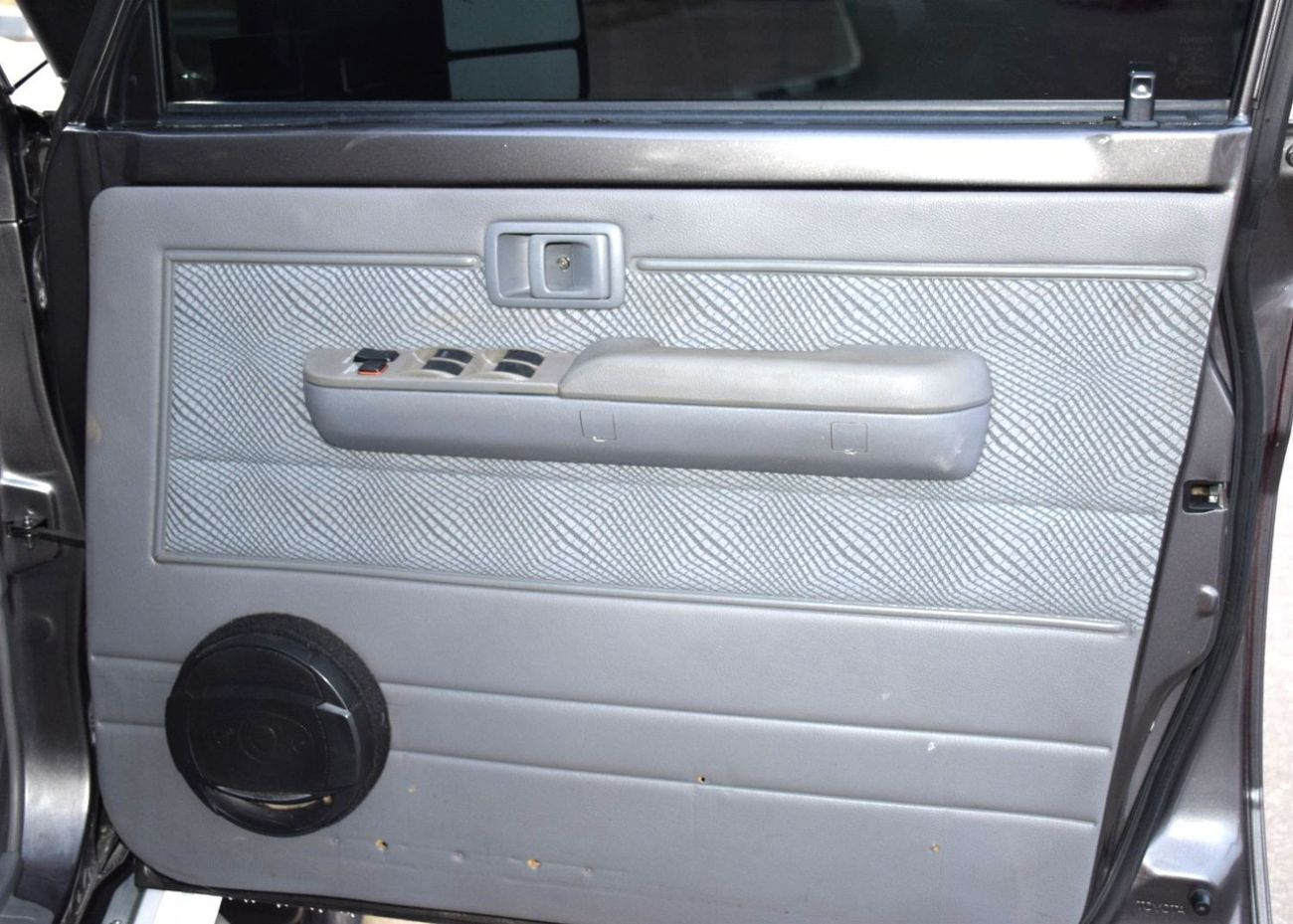 Toyota Land Cruiser Pick Up