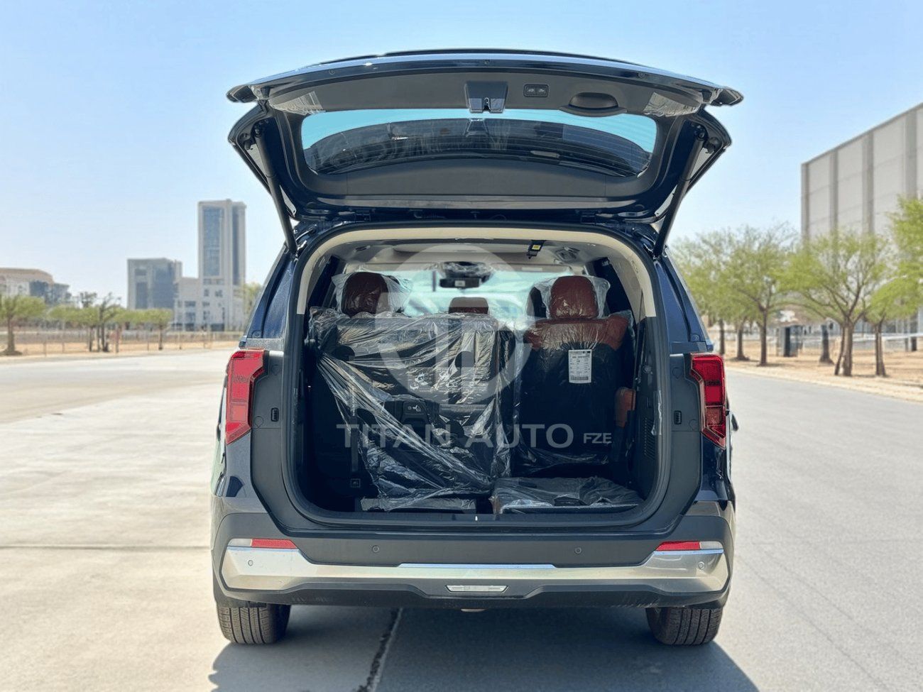 Kia Carnival KIA CARNIVAL 1.6L  HYBRID 2025 MODEL