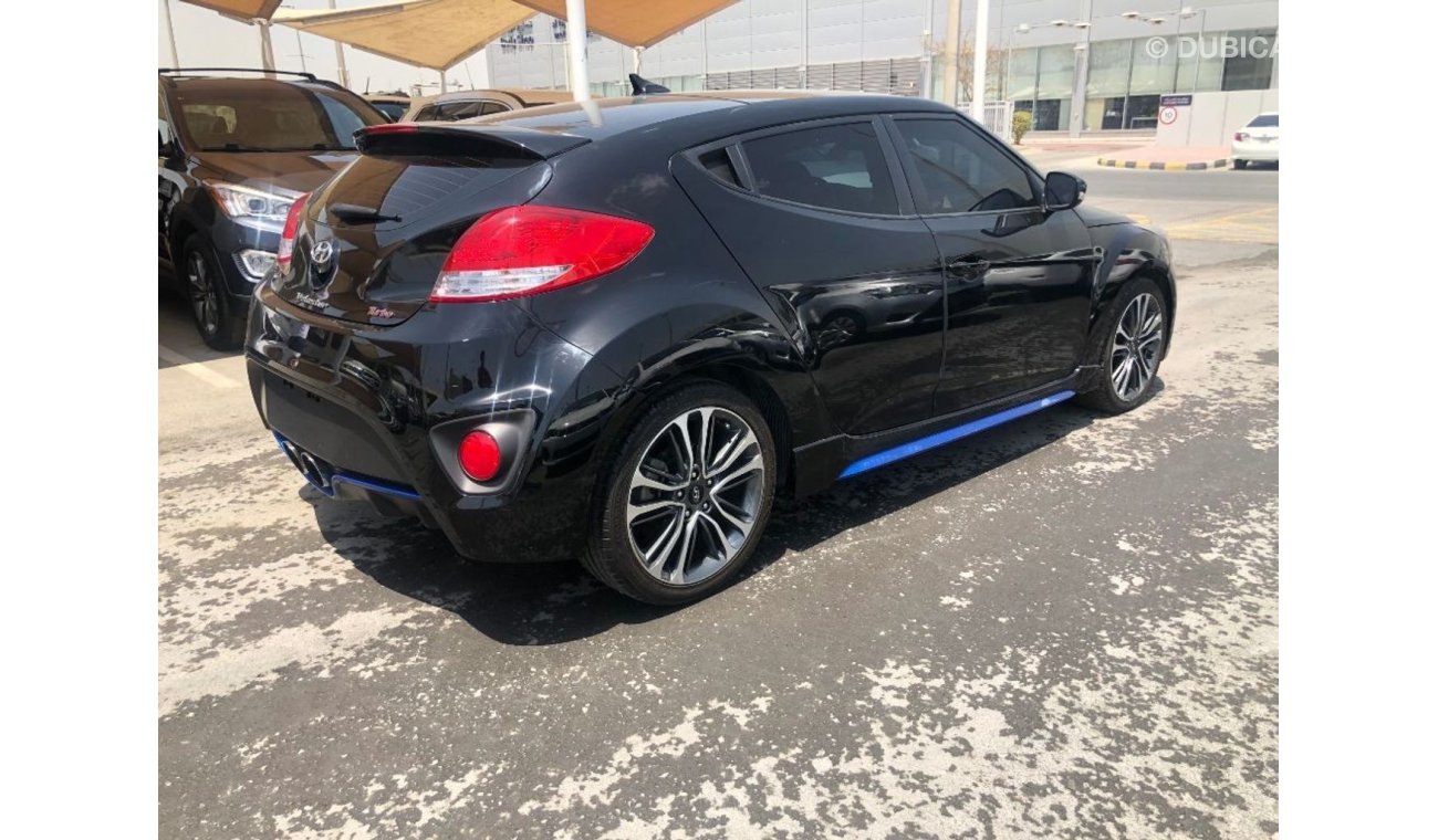 Hyundai Veloster