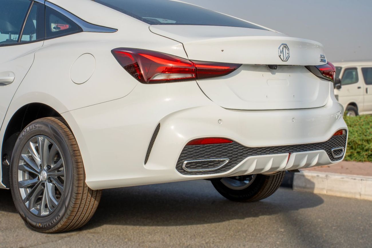 أم جي 5 MG5 2025 1.5L Petrol