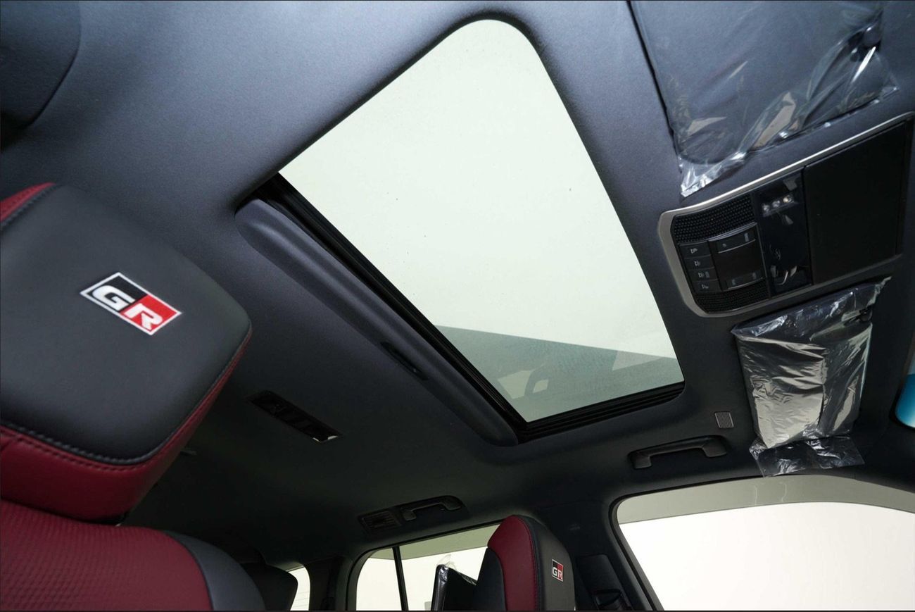 تويوتا لاند كروزر LC300 GR Sport 3.5 L Twin‑Turbo Petrol High A/T