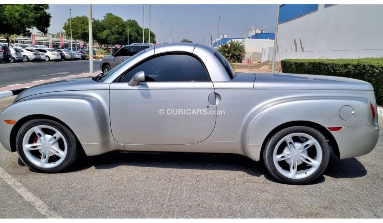 Chevrolet SSR CHEVROLET SSR 2004 5.3L IN BEAUTIFUL CONDITION FOR 85K AED