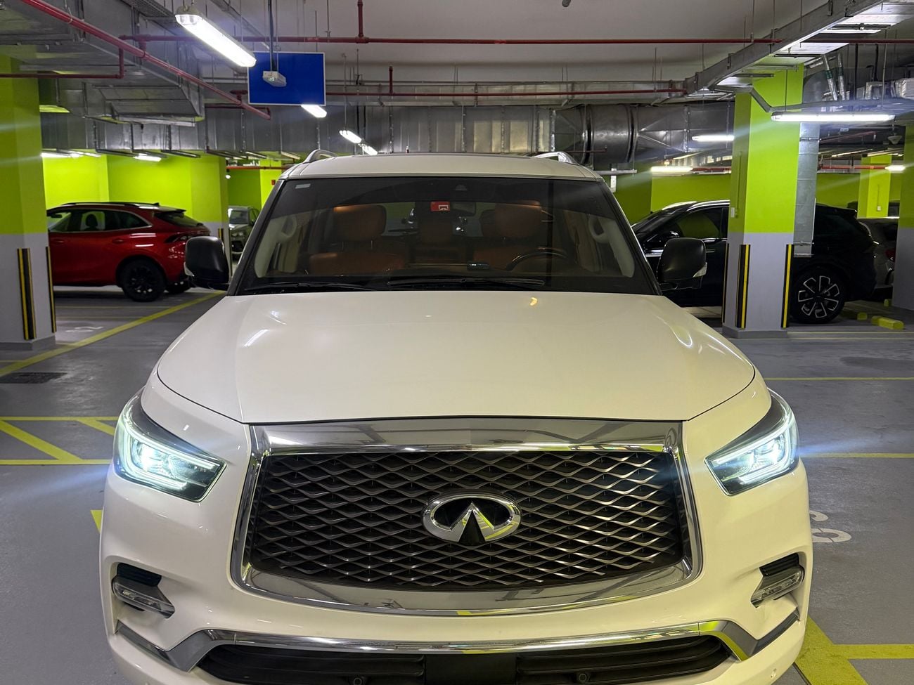 إنفينيتي QX80 LUXE SENSORY PROACTIVE
