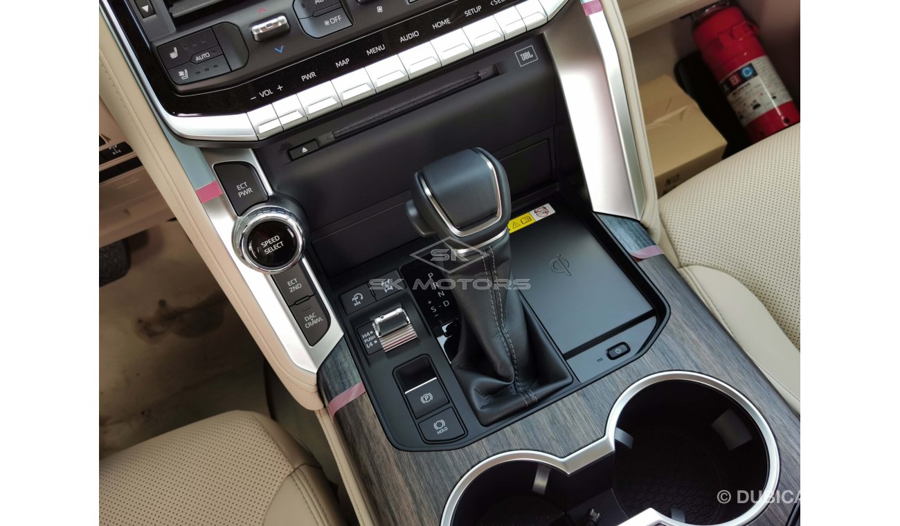 تويوتا لاند كروزر 4.0L V6 Petrol, Alloy Rims, DVD Camera, Front Power Seats, Leather Seats, Rear A/C (CODE # VX05)