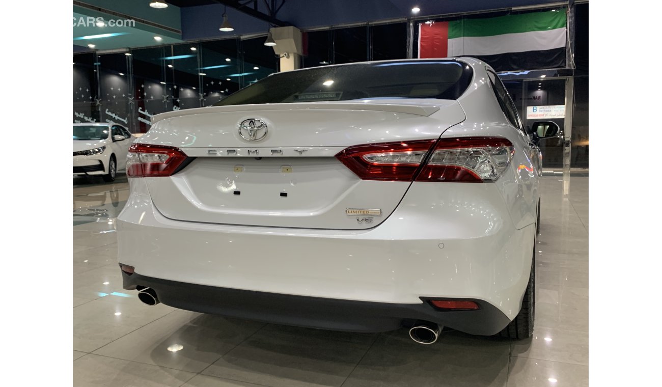 Toyota Camry 6V Limited MY2019