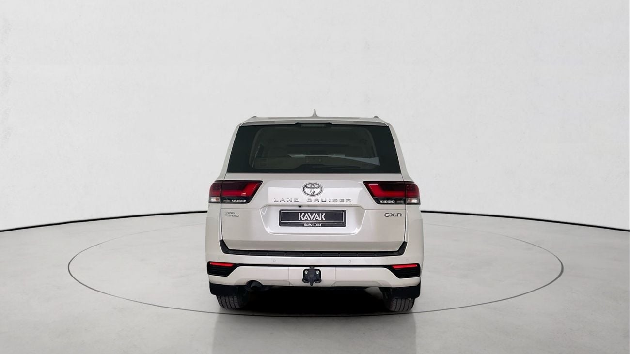 تويوتا لاند كروزر GXR | upto AED 20,000 Ramadan Discount | شامل الضمان | 0 ﺪﻔﻋﺓ ﺃﻮﻟﻯ