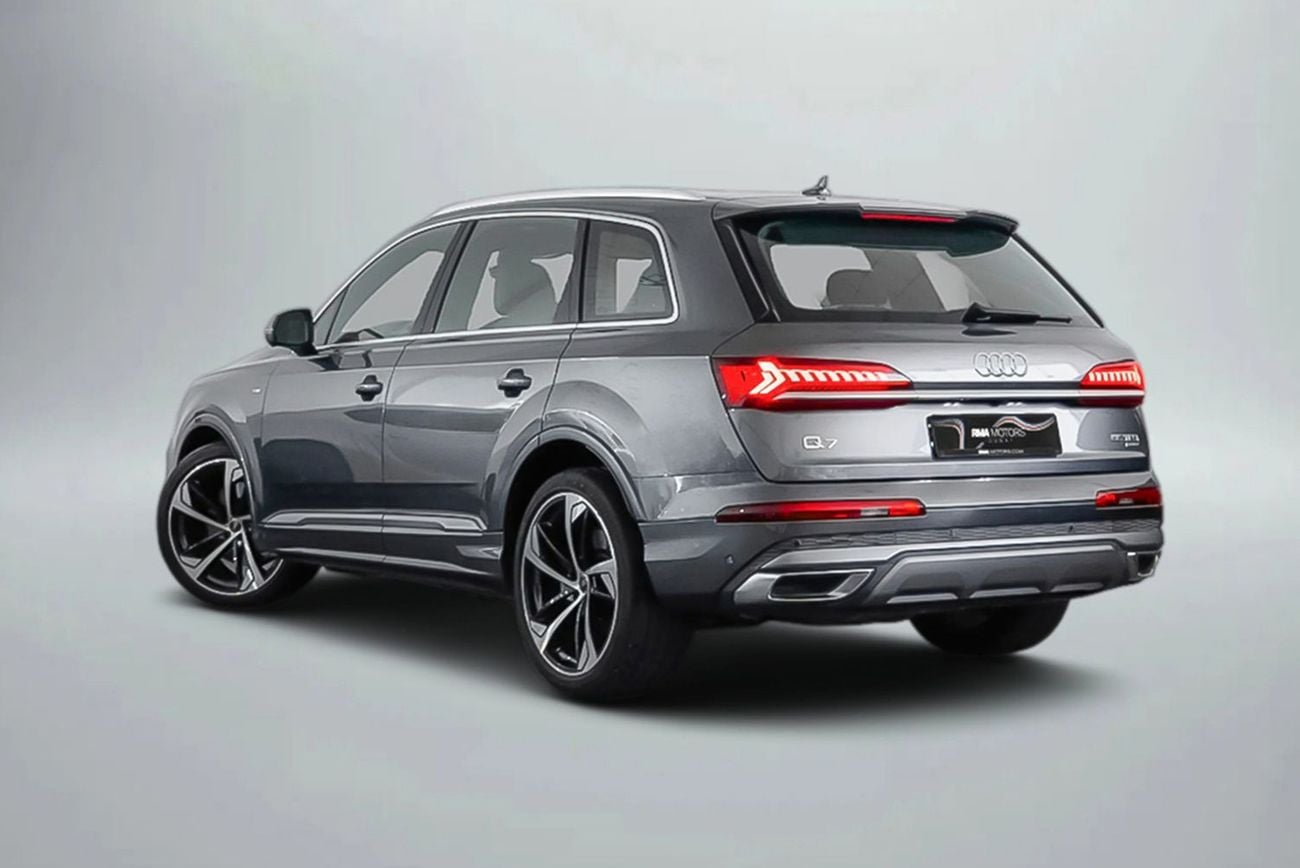 أودي Q7 55 TFSI S-LINE